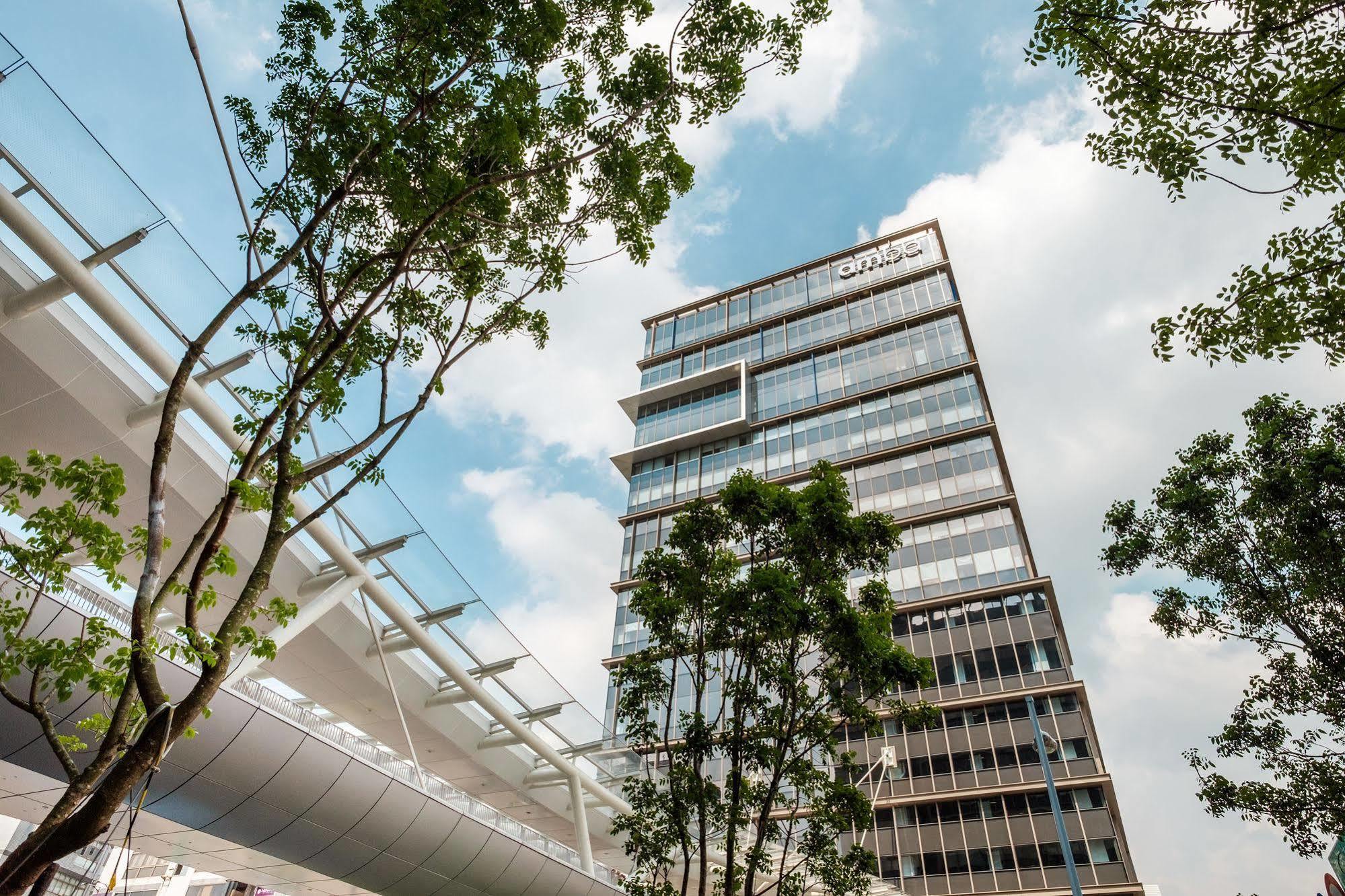 Amba Taipei Songshan Hotel Exterior photo